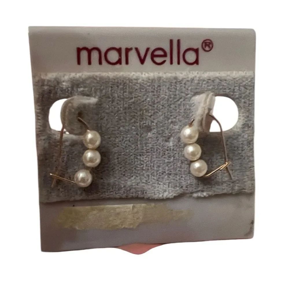 Marvella Gold and Pearl Drop Earrings EUC